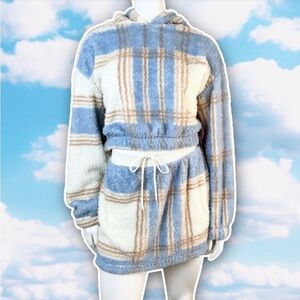 NWT CALI 1850 2 Piece Sherpa Plaid Fleece Matching Set Cropped Hoodie Mini Skirt